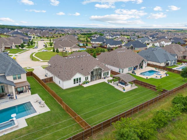11416 Hickory Falls Drive, Argyle, TX 76226