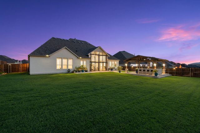 11416 Hickory Falls Drive, Argyle, TX 76226