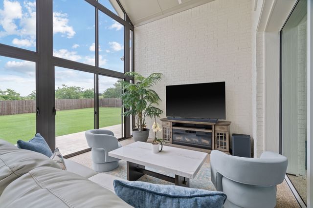 11416 Hickory Falls Drive, Argyle, TX 76226