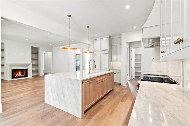 203 Memory Lane, Canton, GA 30115