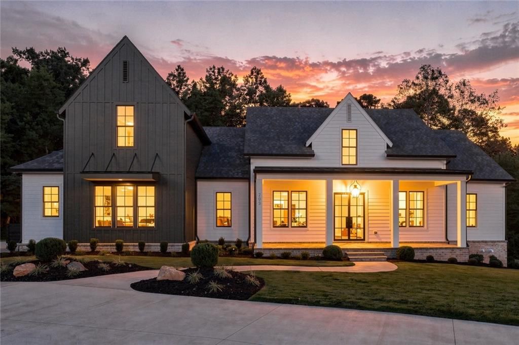 203 Memory Lane, Canton, GA 30115