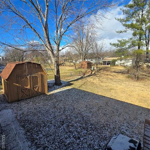 1835 San Pedro Lane, Fenton, MO 63026