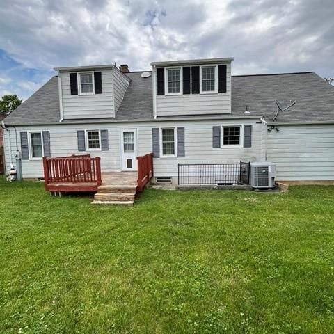 7 CIRCLE DR, Berryville, VA 22611