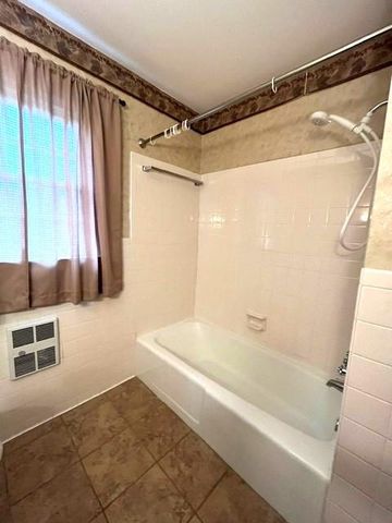 7 CIRCLE DR, Berryville, VA 22611