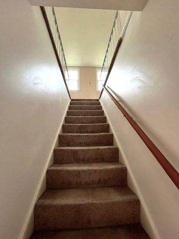 7 CIRCLE DR, Berryville, VA 22611