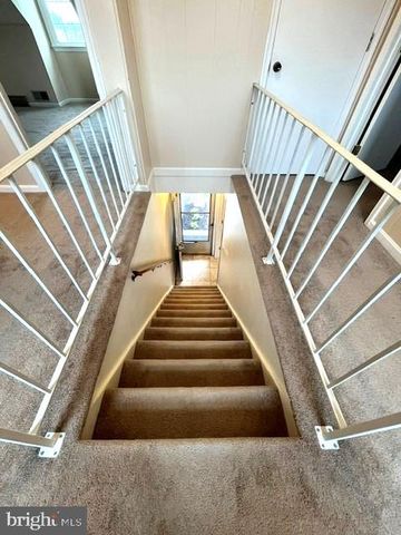 7 CIRCLE DR, Berryville, VA 22611