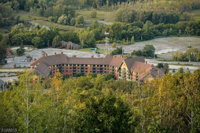 200 State Rt 94 Unit 411 411, Vernon Twp., NJ 07462