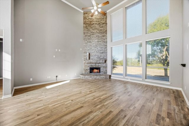 930 Lakeridge Drive, Lavon, TX 75166