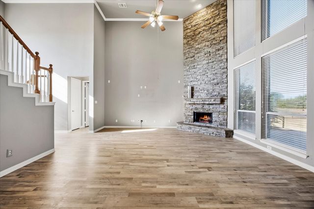 930 Lakeridge Drive, Lavon, TX 75166
