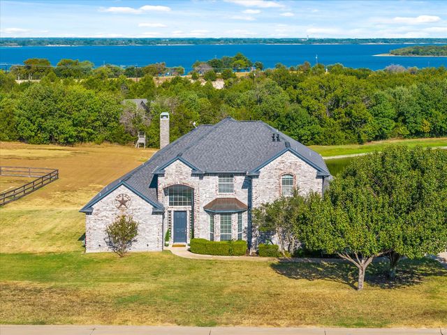 930 Lakeridge Drive, Lavon, TX 75166