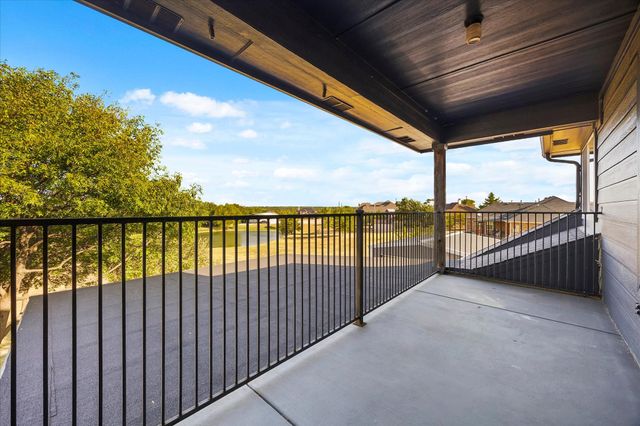 930 Lakeridge Drive, Lavon, TX 75166