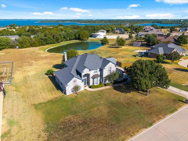 930 Lakeridge Drive, Lavon, TX 75166