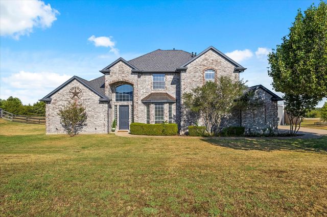 930 Lakeridge Drive, Lavon, TX 75166