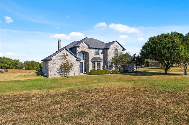 930 Lakeridge Drive, Lavon, TX 75166