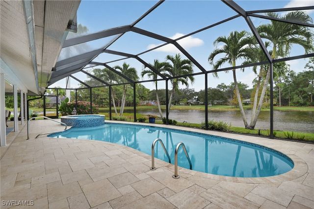 2248 Prince LN, Naples, FL 34112