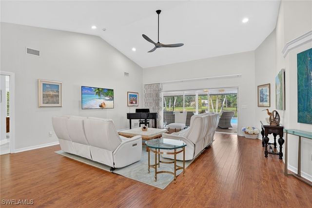 2248 Prince LN, Naples, FL 34112