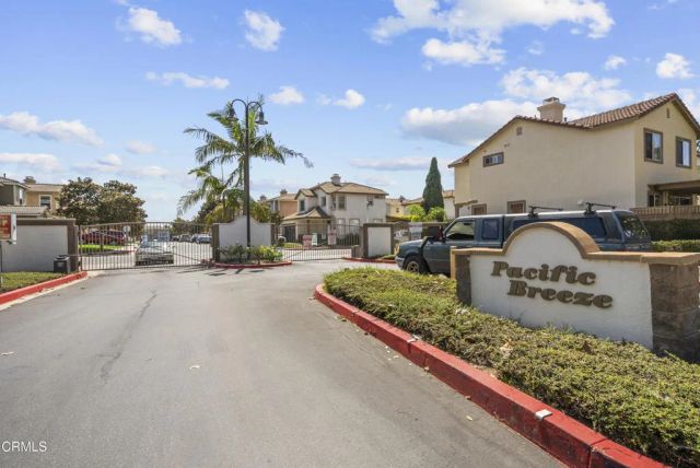 1561 Lagoon Lane, Oxnard, CA 93035
