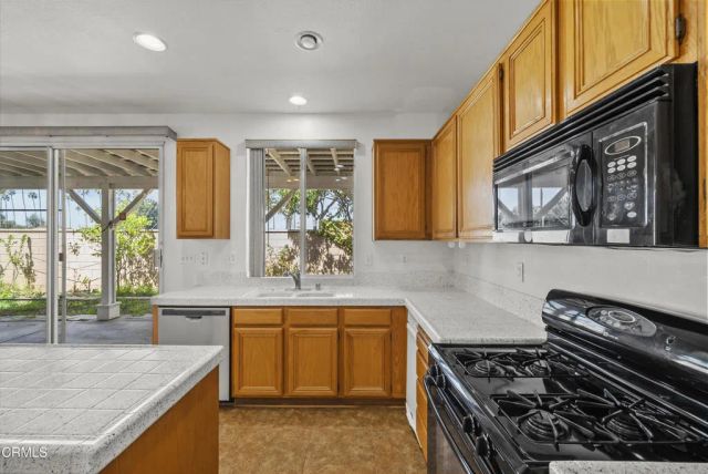 1561 Lagoon Lane, Oxnard, CA 93035