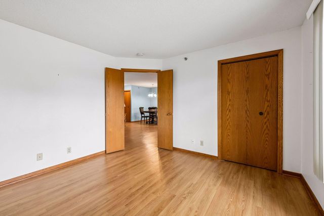 3801 W 98th Street 209, Bloomington, MN 55431