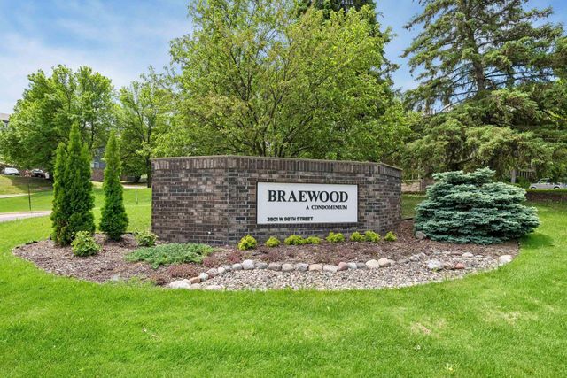 3801 W 98th Street 209, Bloomington, MN 55431