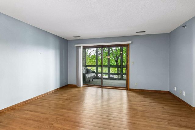 3801 W 98th Street 209, Bloomington, MN 55431