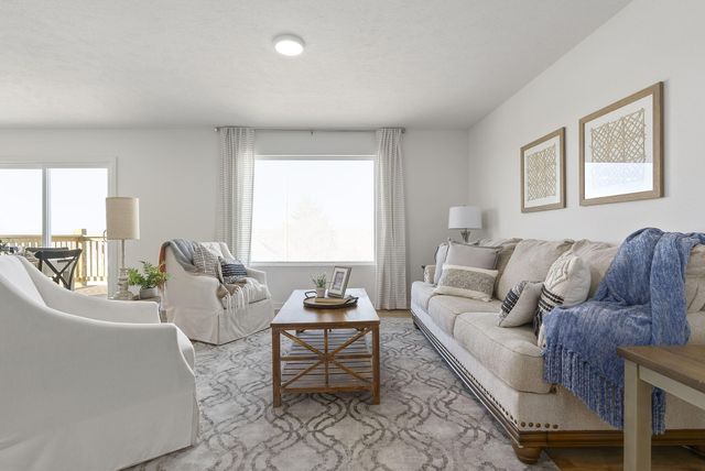 471 Stone Creek Road, Willard, MO 65781