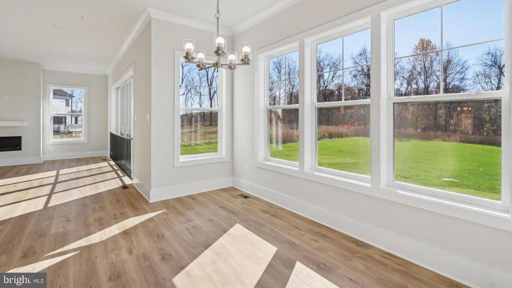 Image 18 of property listing at 16503 GOLDEN CROWN DR, Upper Marlboro, MD 20774