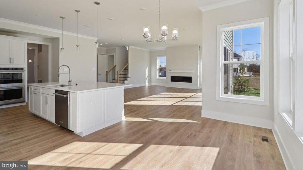 Image 19 of property listing at 16503 GOLDEN CROWN DR, Upper Marlboro, MD 20774