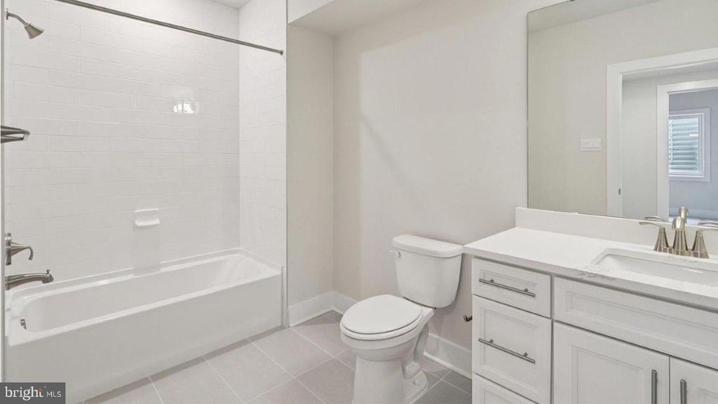 Image 57 of property listing at 16503 GOLDEN CROWN DR, Upper Marlboro, MD 20774