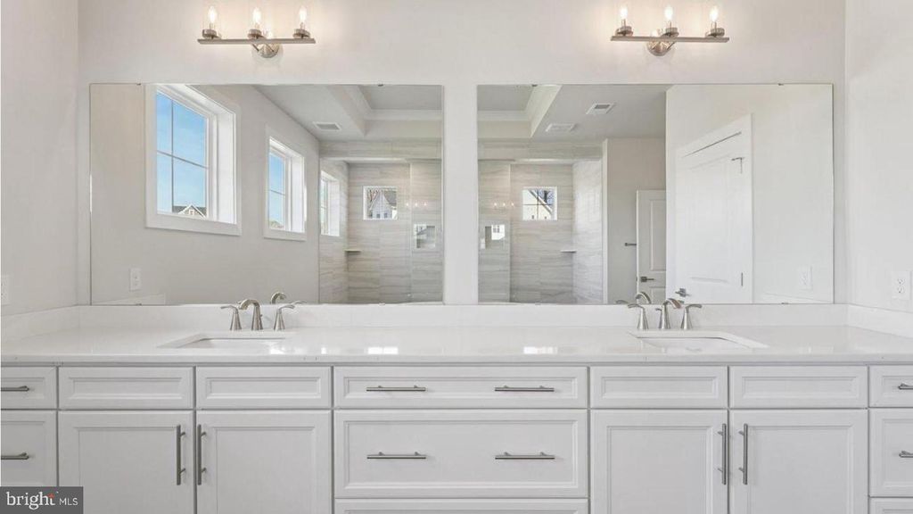 Image 96 of property listing at 16503 GOLDEN CROWN DR, Upper Marlboro, MD 20774