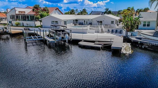5021 PORPOISE PLACE, New Port Richey, FL 34652