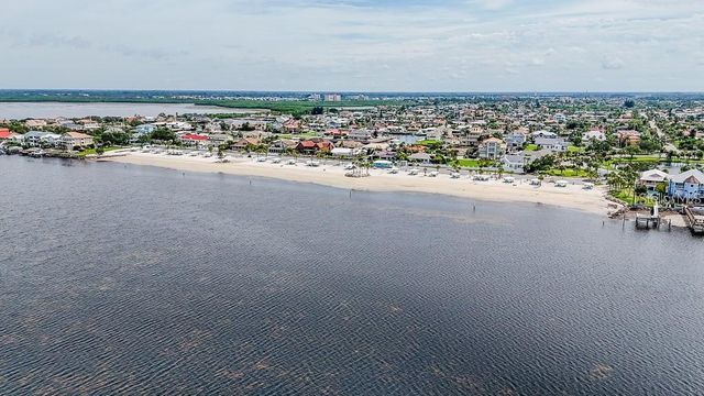 5021 PORPOISE PLACE, New Port Richey, FL 34652