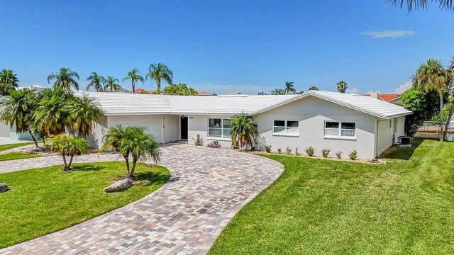 5021 PORPOISE PLACE, New Port Richey, FL 34652