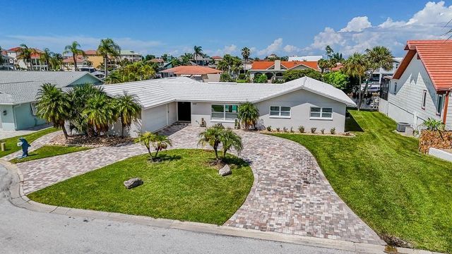 5021 PORPOISE PLACE, New Port Richey, FL 34652