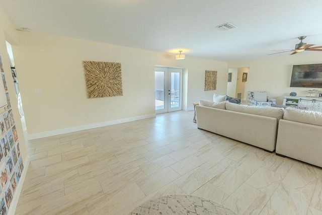 5021 PORPOISE PLACE, New Port Richey, FL 34652