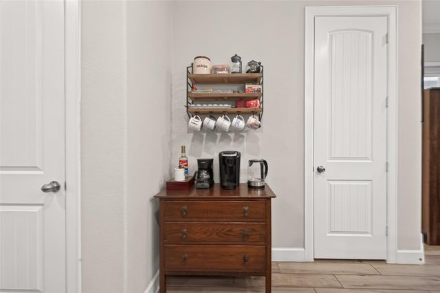 1914 Shearn Street, Houston, TX 77007