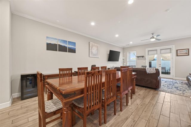 1914 Shearn Street, Houston, TX 77007