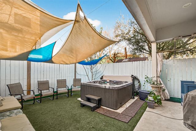 1914 Shearn Street, Houston, TX 77007