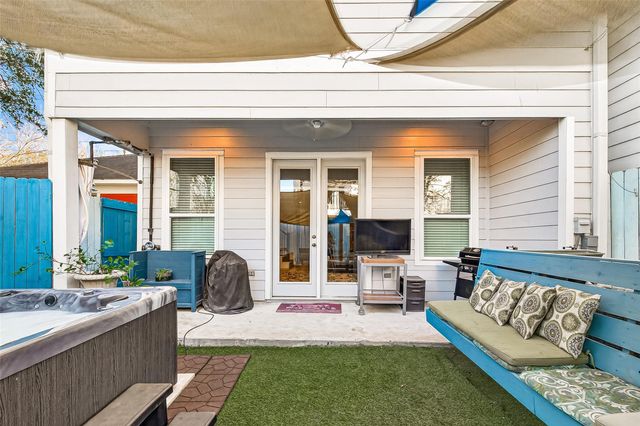 1914 Shearn Street, Houston, TX 77007