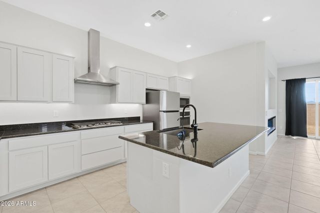 22521 E CATTLE Drive, Queen Creek, AZ 85142