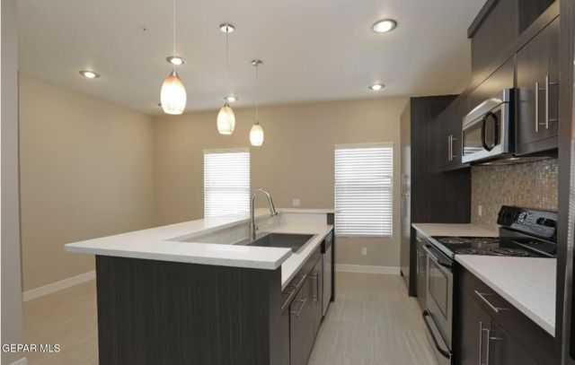 410 Thorn Avenue 23, El Paso, TX 79912