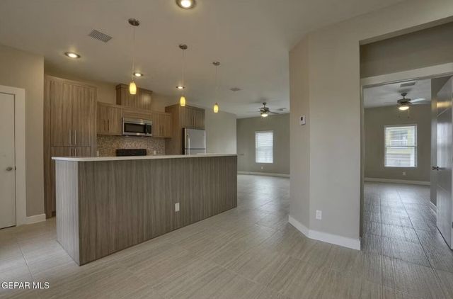 410 Thorn Avenue 23, El Paso, TX 79912