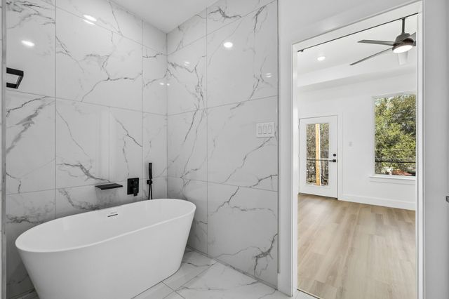 2402 Dyson Street, Dallas, TX 75215