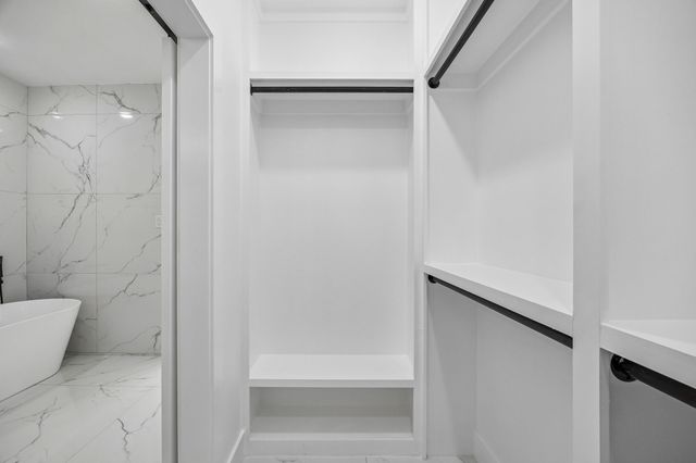 2402 Dyson Street, Dallas, TX 75215