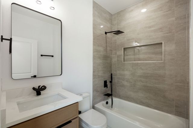 2402 Dyson Street, Dallas, TX 75215