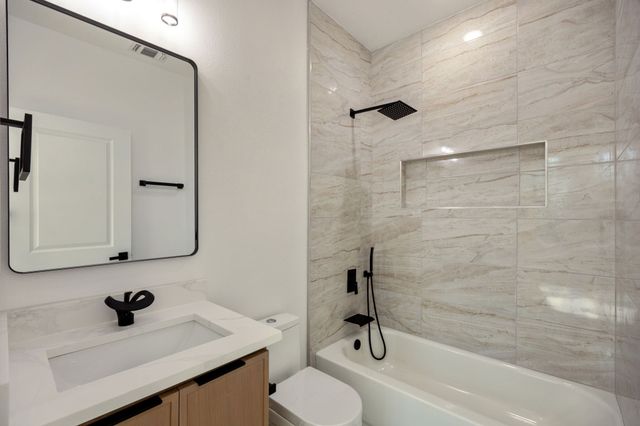 2402 Dyson Street, Dallas, TX 75215