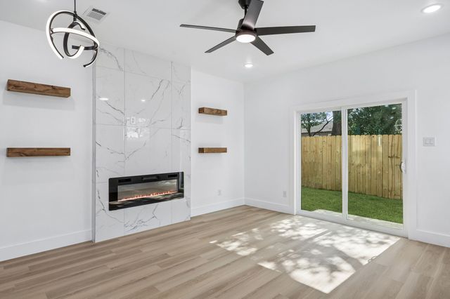 2402 Dyson Street, Dallas, TX 75215