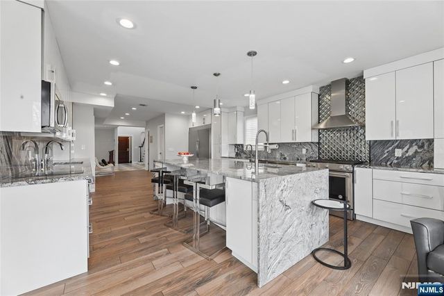 86 Crescent Avenue, Passaic, NJ 07055