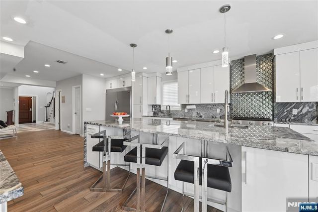 86 Crescent Avenue, Passaic, NJ 07055