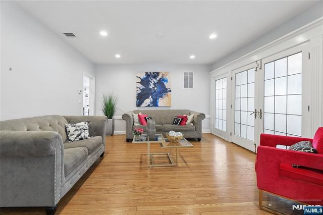 86 Crescent Avenue, Passaic, NJ 07055